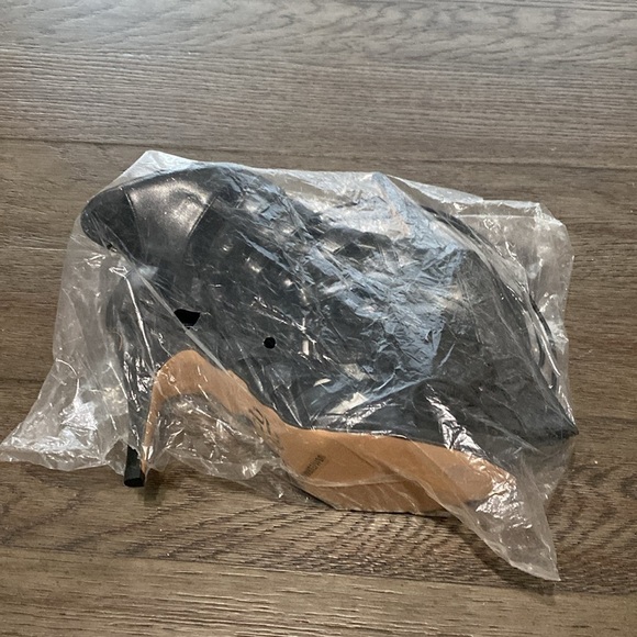 NWT BURJU Tiyah Open Toe Strappy Lace Up Heeled Sandals | Size 11 - Picture 3 of 11